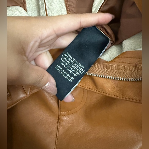 7 FOR ALL MANKIND Belted Faux Leather Wide Leg Pants in Brown - Picture 8 of 10